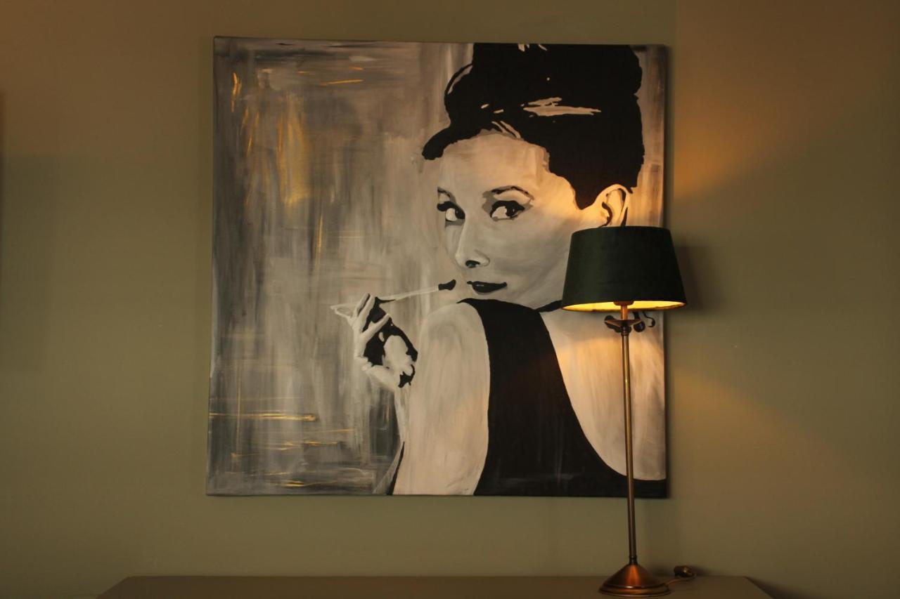 Antwerp White House Apartment ภายนอก รูปภาพ